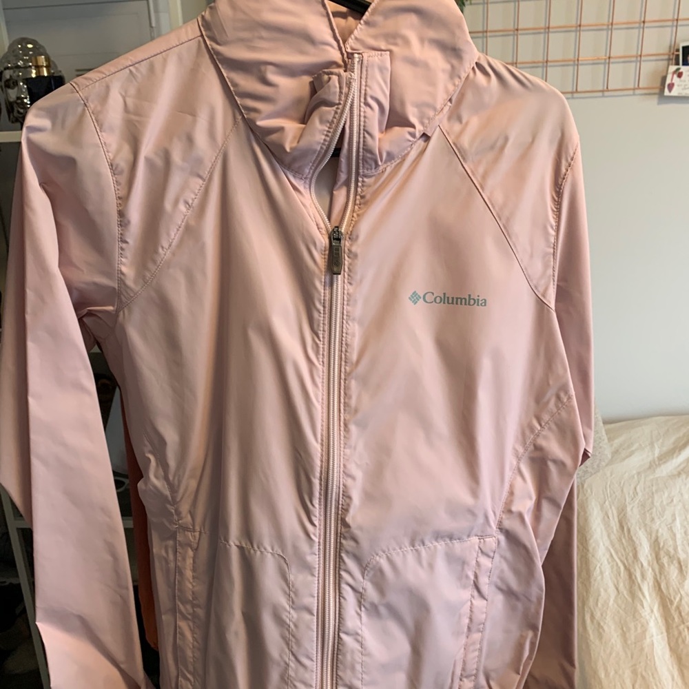 Columbia windbreaker!